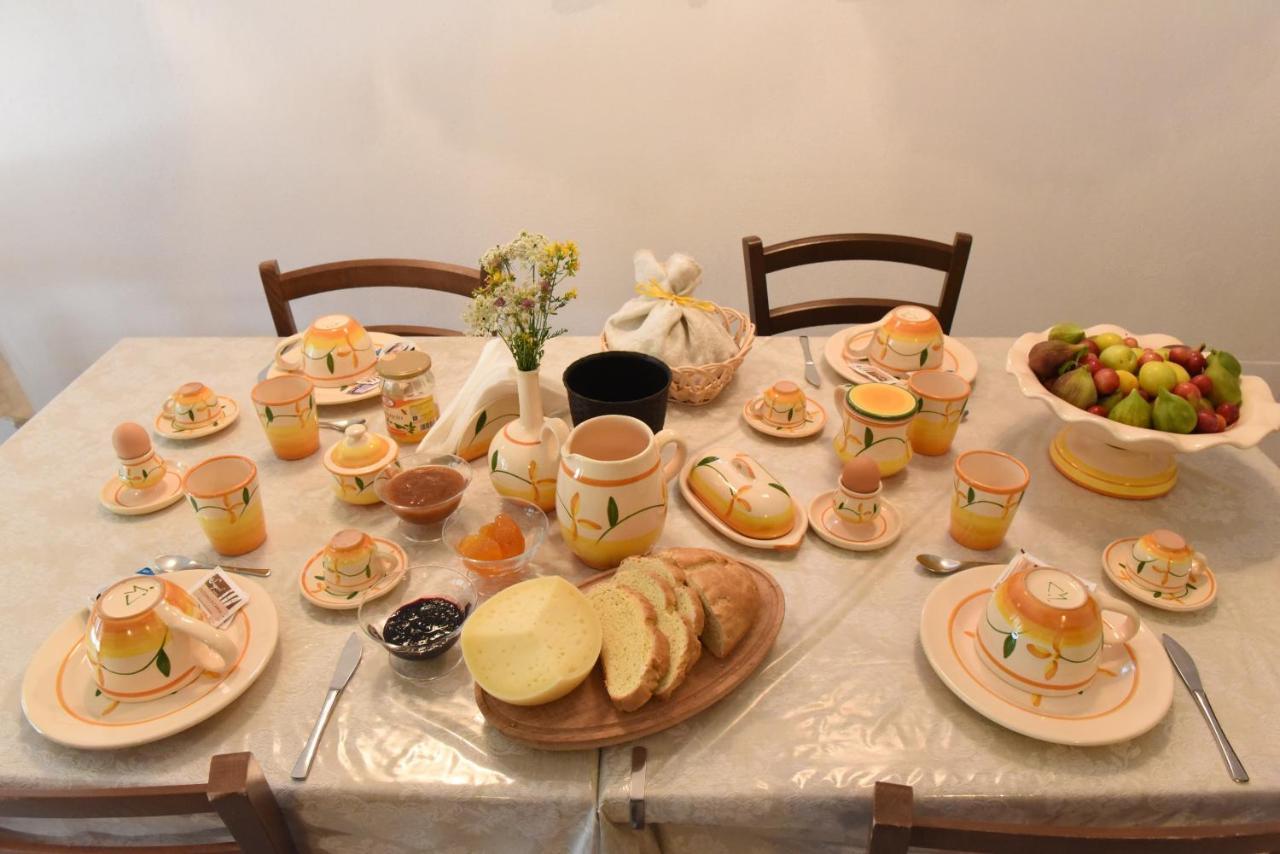 B&B Parco Del Lamione Джоя дел Коле Екстериор снимка