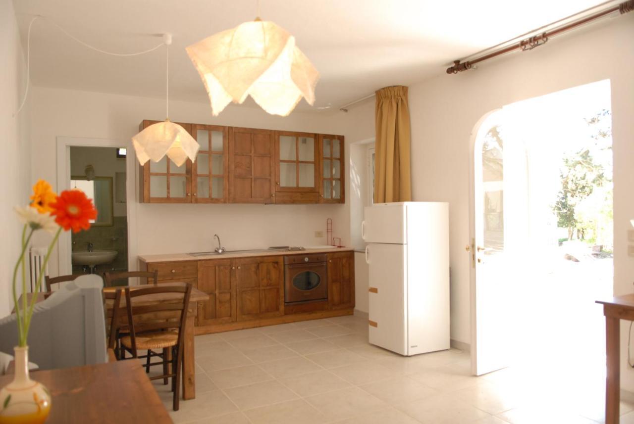 B&B Parco Del Lamione Джоя дел Коле Екстериор снимка