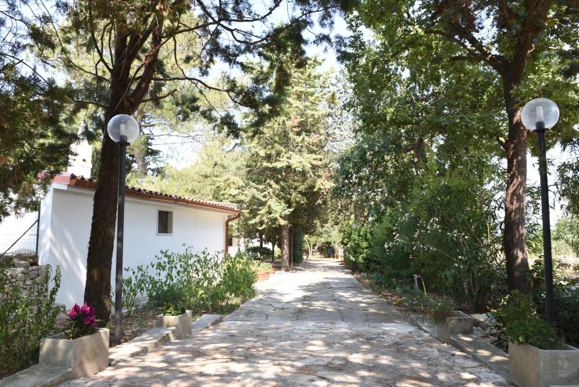 B&B Parco Del Lamione Джоя дел Коле Екстериор снимка